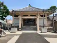 長全寺の本殿・本堂