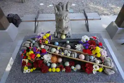 滑川神社 - 仕事と子どもの守り神の手水舎