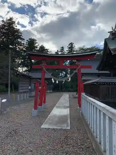 結城諏訪神社の鳥居