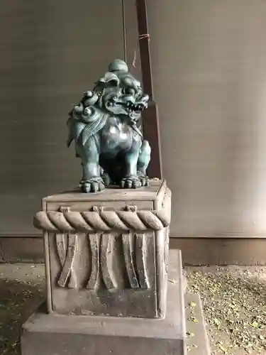 花園神社の狛犬