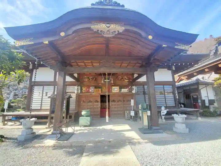 大慈寺の本殿・本堂