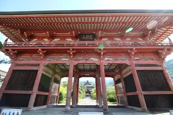 甲斐善光寺の山門・神門