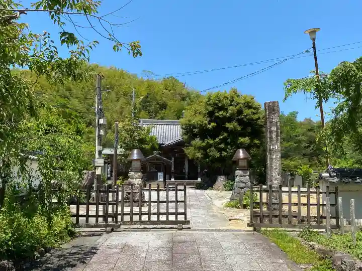 宗安禅寺の{uncategorized: "未分類", other: "その他", undefined: "問題あり", building: "その他建物", grave: "お墓", sacred_gate: "鳥居", guardian: "狛犬", statue: "像", buddha: "仏像", history: "歴史", nature: "自然", garden: "庭園", animal: "動物", pagoda: "塔", temizu: "手水舎", mountain_gate: "山門・神門", sanctuary: "本殿・本堂", subordinate: "末社・摂社", art: "芸術", scenery: "景色", jizo: "地蔵", ema: "絵馬", goshuin: "御朱印", omikuji: "おみくじ", items: "授与品その他", amulet: "お守り", goshuincho: "御朱印帳", eats: "食事", festival: "お祭り", votive_dance: "神楽", shichigosan: "七五三参", wedding: "結婚式", experience: "体験その他", initially: "初詣", around: "周辺", anti_infection: "感染症対策"}