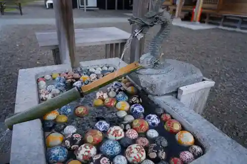 白根三吉神社の手水