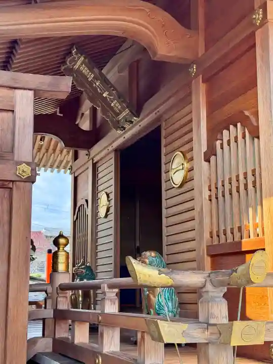 車折神社の{uncategorized: "未分類", other: "その他", undefined: "問題あり", building: "その他建物", grave: "お墓", sacred_gate: "鳥居", guardian: "狛犬", statue: "像", buddha: "仏像", history: "歴史", nature: "自然", garden: "庭園", animal: "動物", pagoda: "塔", temizu: "手水舎", mountain_gate: "山門・神門", sanctuary: "本殿・本堂", subordinate: "末社・摂社", art: "芸術", scenery: "景色", jizo: "地蔵", ema: "絵馬", goshuin: "御朱印", omikuji: "おみくじ", items: "授与品その他", amulet: "お守り", goshuincho: "御朱印帳", eats: "食事", festival: "お祭り", votive_dance: "神楽", shichigosan: "七五三参", wedding: "結婚式", experience: "体験その他", initially: "初詣", around: "周辺", anti_infection: "感染症対策"}