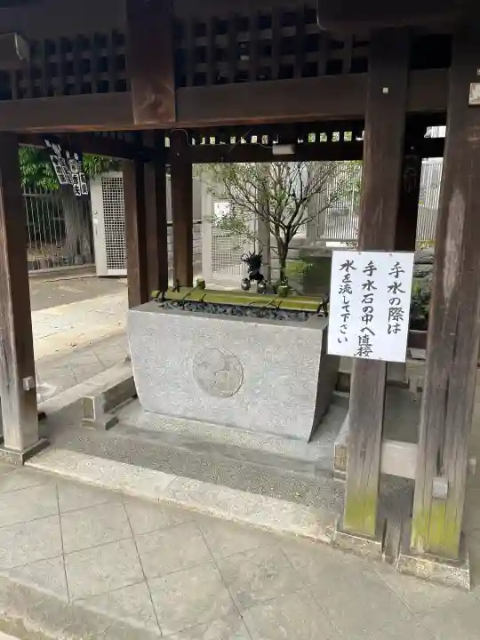 大森貴舩神社の{uncategorized: "未分類", other: "その他", undefined: "問題あり", building: "その他建物", grave: "お墓", sacred_gate: "鳥居", guardian: "狛犬", statue: "像", buddha: "仏像", history: "歴史", nature: "自然", garden: "庭園", animal: "動物", pagoda: "塔", temizu: "手水舎", mountain_gate: "山門・神門", sanctuary: "本殿・本堂", subordinate: "末社・摂社", art: "芸術", scenery: "景色", jizo: "地蔵", ema: "絵馬", goshuin: "御朱印", omikuji: "おみくじ", items: "授与品その他", amulet: "お守り", goshuincho: "御朱印帳", eats: "食事", festival: "お祭り", votive_dance: "神楽", shichigosan: "七五三参", wedding: "結婚式", experience: "体験その他", initially: "初詣", around: "周辺", anti_infection: "感染症対策"}