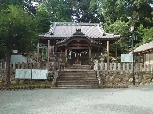 渭伊神社の本殿・本堂