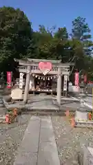 冠纓神社の末社