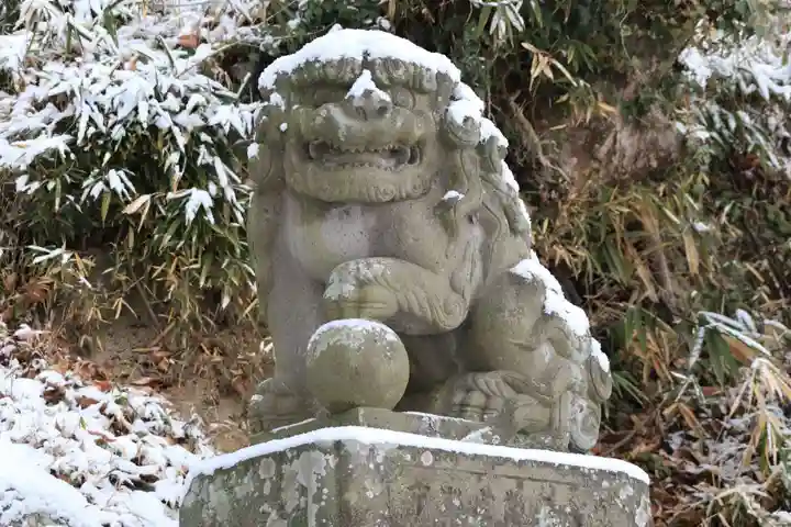 阿久津「田村神社」(郡山市阿久津町)旧社名:伊豆箱根三嶋三社の狛犬