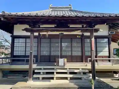 蓮光寺の{uncategorized: "未分類", other: "その他", undefined: "問題あり", building: "その他建物", grave: "お墓", sacred_gate: "鳥居", guardian: "狛犬", statue: "像", buddha: "仏像", history: "歴史", nature: "自然", garden: "庭園", animal: "動物", pagoda: "塔", temizu: "手水舎", mountain_gate: "山門・神門", sanctuary: "本殿・本堂", subordinate: "末社・摂社", art: "芸術", scenery: "景色", jizo: "地蔵", ema: "絵馬", goshuin: "御朱印", omikuji: "おみくじ", items: "授与品その他", amulet: "お守り", goshuincho: "御朱印帳", eats: "食事", festival: "お祭り", votive_dance: "神楽", shichigosan: "七五三参", wedding: "結婚式", experience: "体験その他", initially: "初詣", around: "周辺", anti_infection: "感染症対策"}