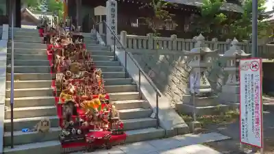 岡田神社の{uncategorized: "未分類", other: "その他", undefined: "問題あり", building: "その他建物", grave: "お墓", sacred_gate: "鳥居", guardian: "狛犬", statue: "像", buddha: "仏像", history: "歴史", nature: "自然", garden: "庭園", animal: "動物", pagoda: "塔", temizu: "手水舎", mountain_gate: "山門・神門", sanctuary: "本殿・本堂", subordinate: "末社・摂社", art: "芸術", scenery: "景色", jizo: "地蔵", ema: "絵馬", goshuin: "御朱印", omikuji: "おみくじ", items: "授与品その他", amulet: "お守り", goshuincho: "御朱印帳", eats: "食事", festival: "お祭り", votive_dance: "神楽", shichigosan: "七五三参", wedding: "結婚式", experience: "体験その他", initially: "初詣", around: "周辺", anti_infection: "感染症対策"}