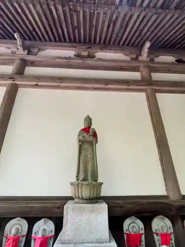 掎鹿寺の仏像