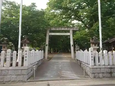 神明社(神明大明神)の鳥居