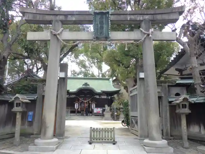 海老江八坂神社の鳥居