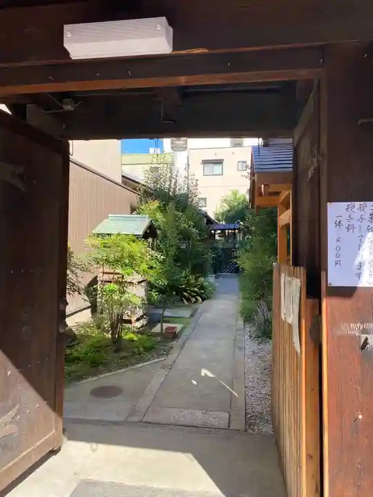 本光寺の山門・神門