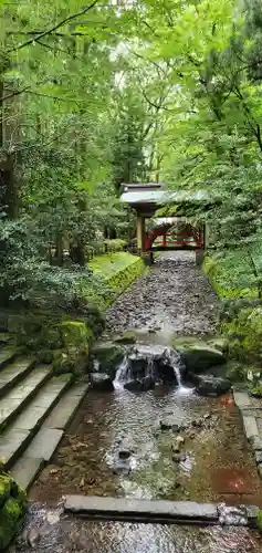 彌彦神社の庭園