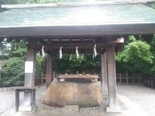 白石神社の手水