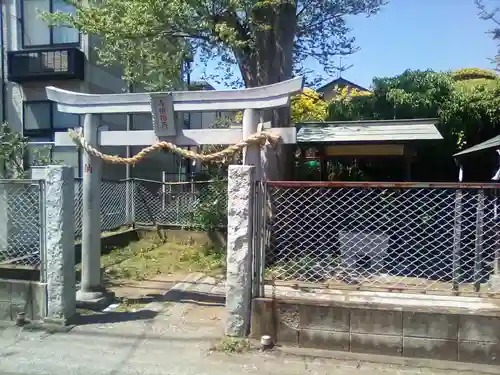 寺田稲荷神社の鳥居