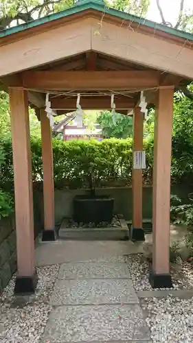 稲毛神社の手水舎