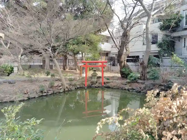 瀧泉寺 三福堂の末社・摂社