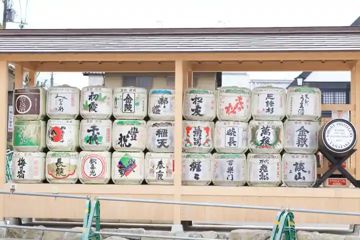 大神神社の{uncategorized: "未分類", other: "その他", undefined: "問題あり", building: "その他建物", grave: "お墓", sacred_gate: "鳥居", guardian: "狛犬", statue: "像", buddha: "仏像", history: "歴史", nature: "自然", garden: "庭園", animal: "動物", pagoda: "塔", temizu: "手水舎", mountain_gate: "山門・神門", sanctuary: "本殿・本堂", subordinate: "末社・摂社", art: "芸術", scenery: "景色", jizo: "地蔵", ema: "絵馬", goshuin: "御朱印", omikuji: "おみくじ", items: "授与品その他", amulet: "お守り", goshuincho: "御朱印帳", eats: "食事", festival: "お祭り", votive_dance: "神楽", shichigosan: "七五三参", wedding: "結婚式", experience: "体験その他", initially: "初詣", around: "周辺", anti_infection: "感染症対策"}