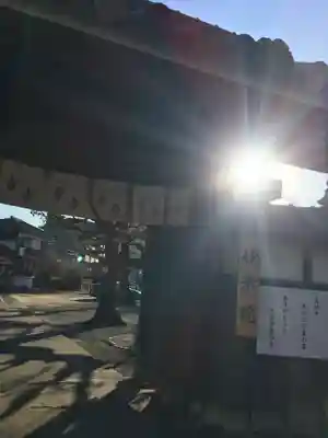 四季桜の寺 妙乗院の山門・神門