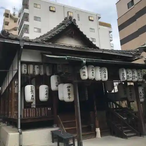 法案寺の本殿