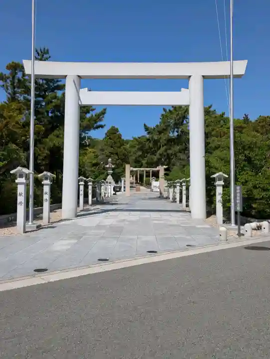 廣田神社の{uncategorized: "未分類", other: "その他", undefined: "問題あり", building: "その他建物", grave: "お墓", sacred_gate: "鳥居", guardian: "狛犬", statue: "像", buddha: "仏像", history: "歴史", nature: "自然", garden: "庭園", animal: "動物", pagoda: "塔", temizu: "手水舎", mountain_gate: "山門・神門", sanctuary: "本殿・本堂", subordinate: "末社・摂社", art: "芸術", scenery: "景色", jizo: "地蔵", ema: "絵馬", goshuin: "御朱印", omikuji: "おみくじ", items: "授与品その他", amulet: "お守り", goshuincho: "御朱印帳", eats: "食事", festival: "お祭り", votive_dance: "神楽", shichigosan: "七五三参", wedding: "結婚式", experience: "体験その他", initially: "初詣", around: "周辺", anti_infection: "感染症対策"}