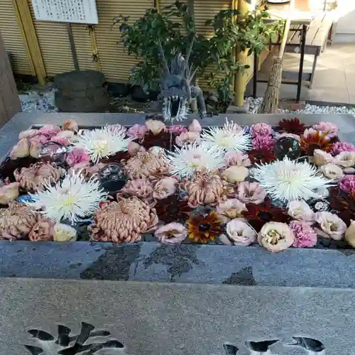 蛇窪神社の手水舎
