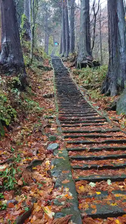 出羽神社(出羽三山神社)~三神合祭殿~のその他建物