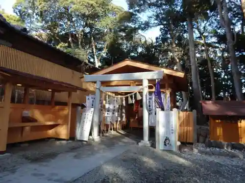 神明神社の末社