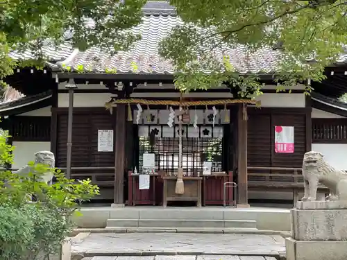 安居神社の本殿・本堂