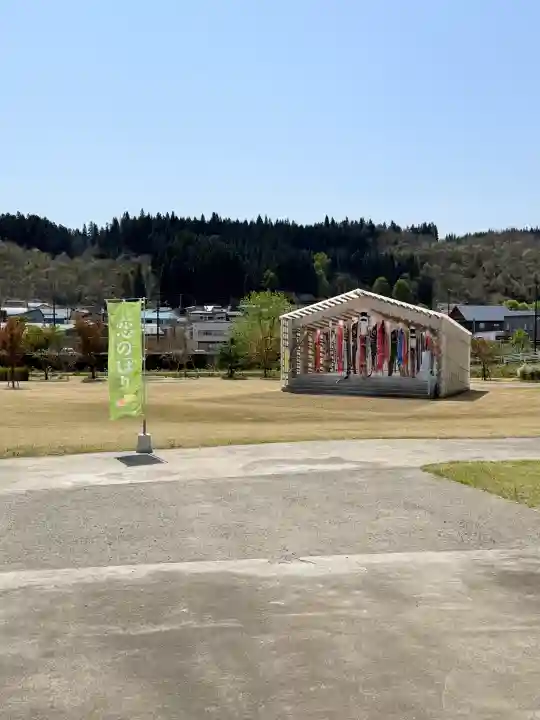 佐多六神社の{uncategorized: "未分類", other: "その他", undefined: "問題あり", building: "その他建物", grave: "お墓", sacred_gate: "鳥居", guardian: "狛犬", statue: "像", buddha: "仏像", history: "歴史", nature: "自然", garden: "庭園", animal: "動物", pagoda: "塔", temizu: "手水舎", mountain_gate: "山門・神門", sanctuary: "本殿・本堂", subordinate: "末社・摂社", art: "芸術", scenery: "景色", jizo: "地蔵", ema: "絵馬", goshuin: "御朱印", omikuji: "おみくじ", items: "授与品その他", amulet: "お守り", goshuincho: "御朱印帳", eats: "食事", festival: "お祭り", votive_dance: "神楽", shichigosan: "七五三参", wedding: "結婚式", experience: "体験その他", initially: "初詣", around: "周辺", anti_infection: "感染症対策"}