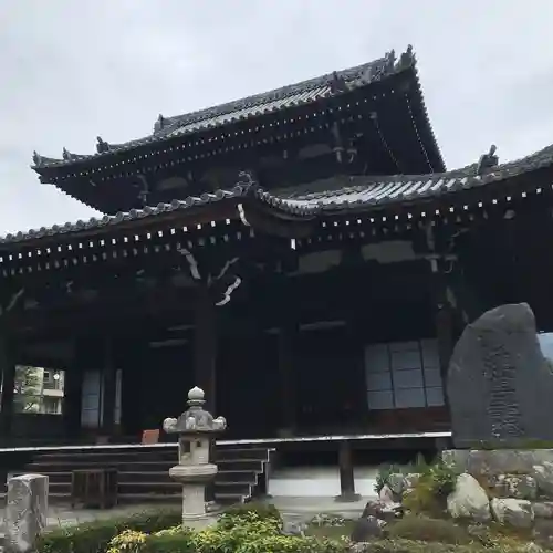 満願寺の本殿・本堂
