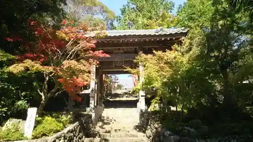 大日寺の山門・神門