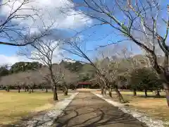 都萬神社の建物その他