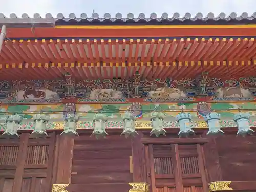 中山寺の本殿・本堂