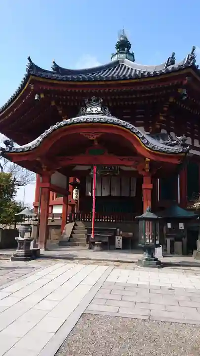 興福寺の本殿・本堂