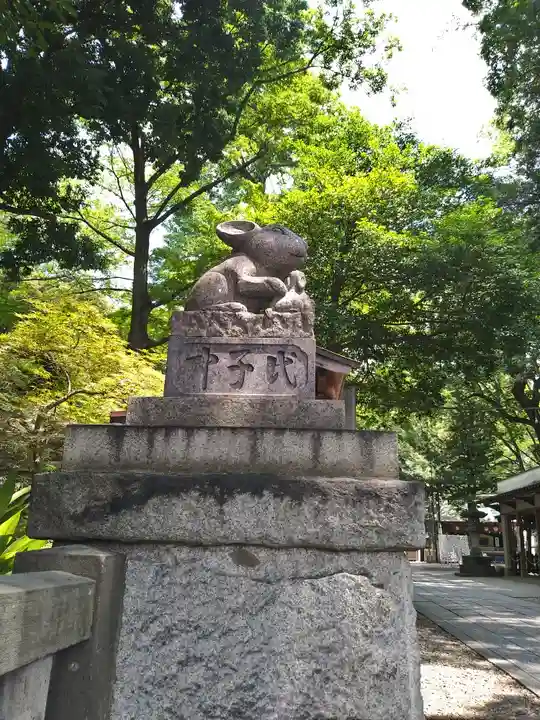調神社の狛犬