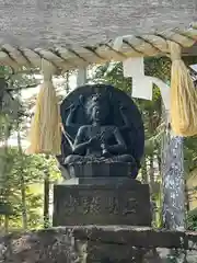 八海山神社の仏像