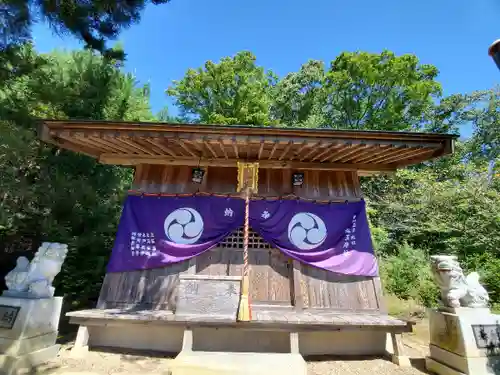 大六天麻王神社の本殿・本堂