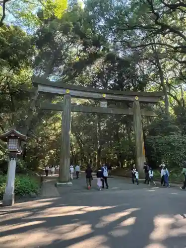 明治神宮の{uncategorized: "未分類", other: "その他", undefined: "問題あり", building: "その他建物", grave: "お墓", sacred_gate: "鳥居", guardian: "狛犬", statue: "像", buddha: "仏像", history: "歴史", nature: "自然", garden: "庭園", animal: "動物", pagoda: "塔", temizu: "手水舎", mountain_gate: "山門・神門", sanctuary: "本殿・本堂", subordinate: "末社・摂社", art: "芸術", scenery: "景色", jizo: "地蔵", ema: "絵馬", goshuin: "御朱印", omikuji: "おみくじ", items: "授与品その他", amulet: "お守り", goshuincho: "御朱印帳", eats: "食事", festival: "お祭り", votive_dance: "神楽", shichigosan: "七五三参", wedding: "結婚式", experience: "体験その他", initially: "初詣", around: "周辺", anti_infection: "感染症対策"}