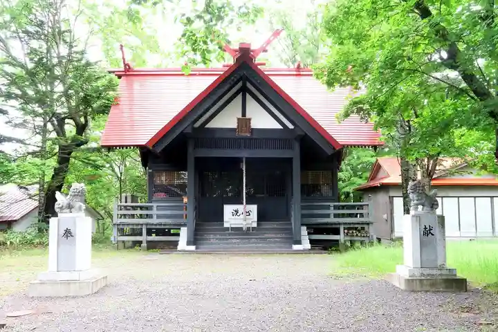 阿寒岳神社の本殿・本堂