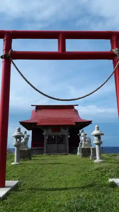 美谷稲荷神社の本殿・本堂