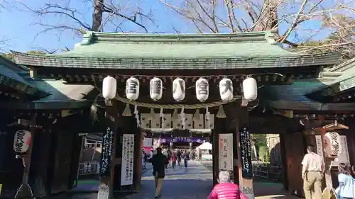 大宮八幡宮の山門