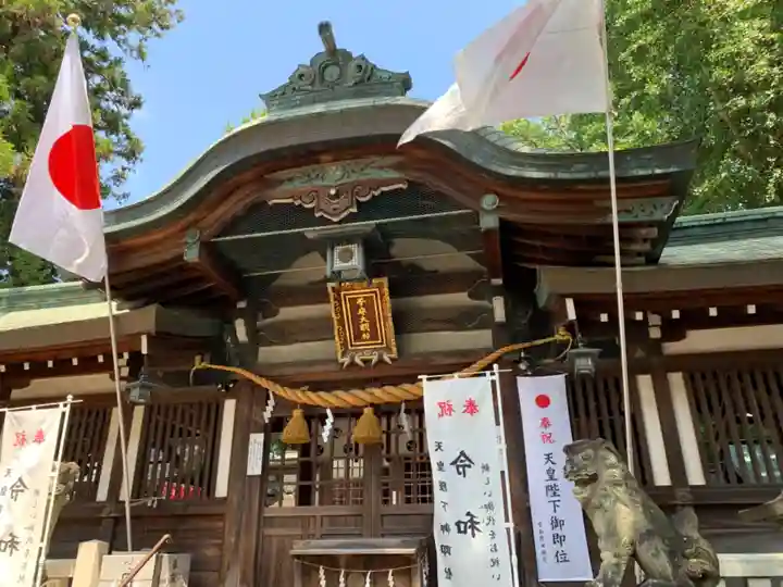 挙母神社の本殿・本堂