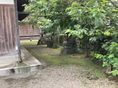 村山神社の末社・摂社