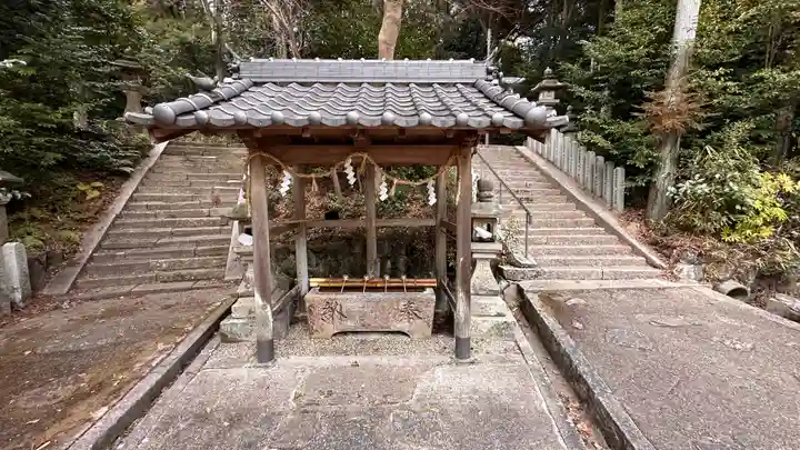 高山八幡宮(奈良県)