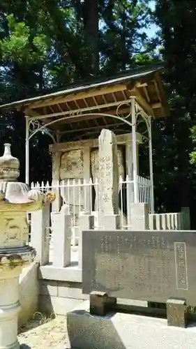 医王寺のお墓