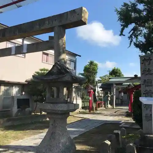 稲荷神社の建物その他